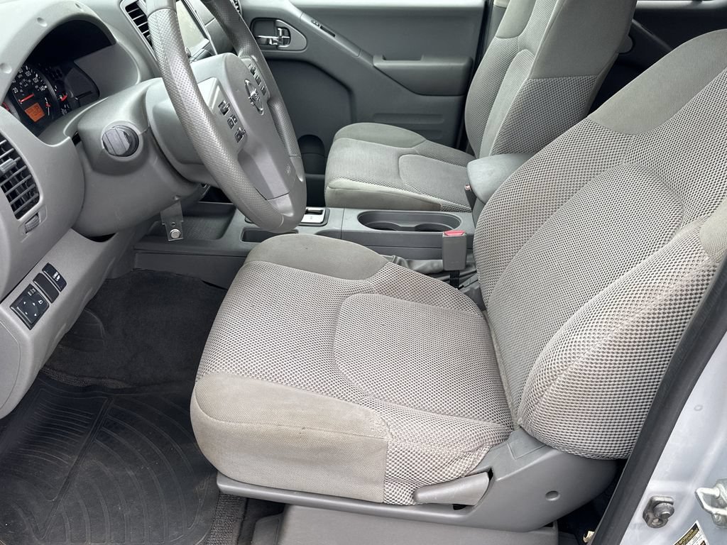 Used 2019 Nissan Frontier SV RWD image 14