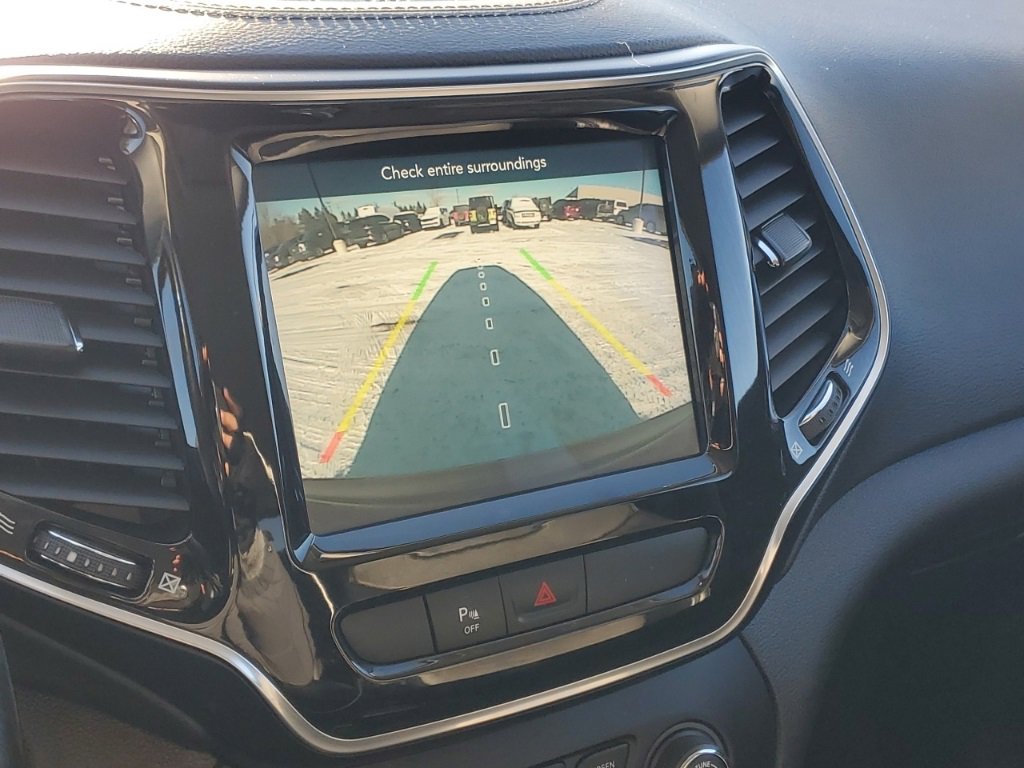 Used 2020 Jeep Cherokee Limited image 22