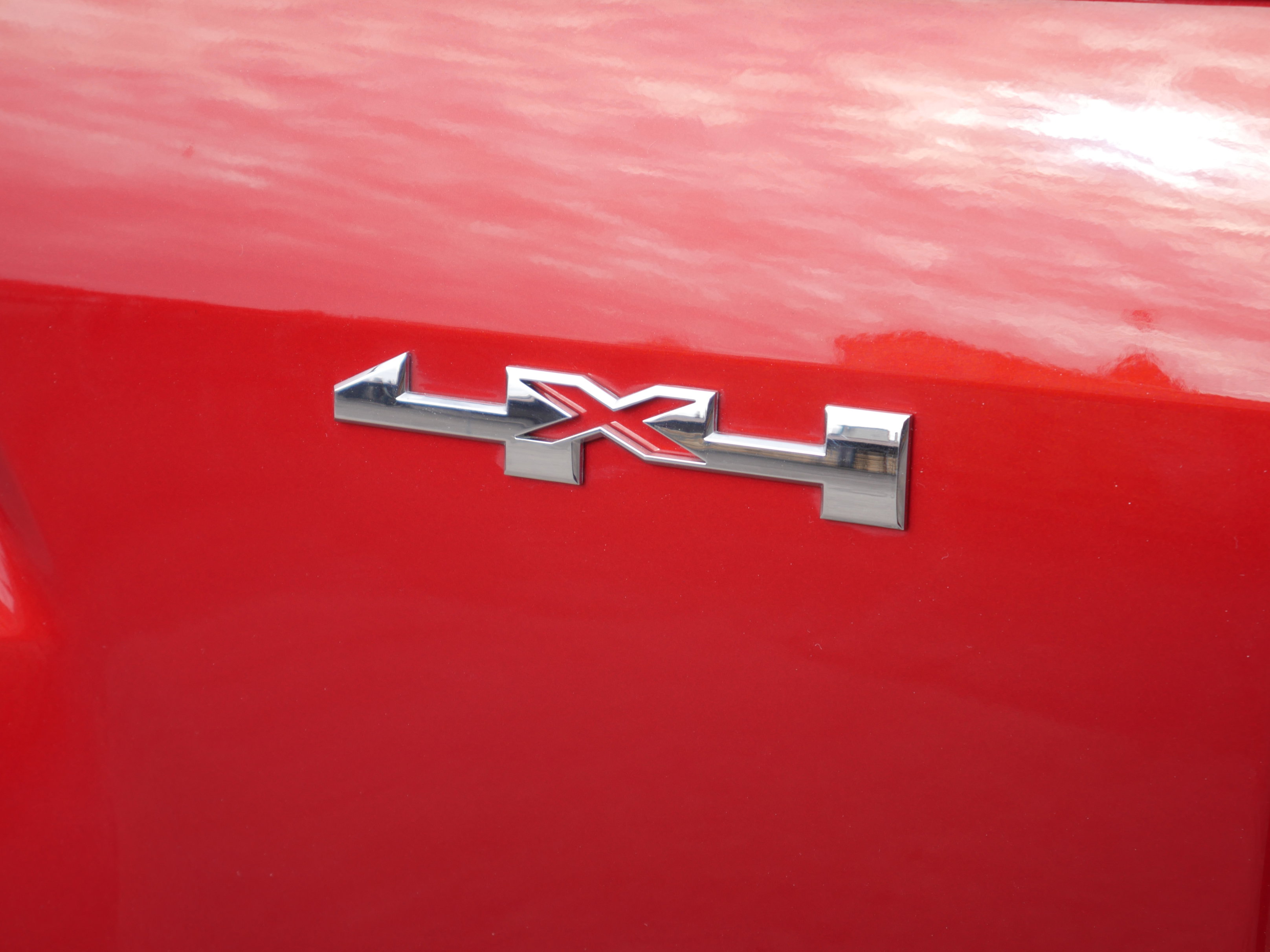 Used 2015 GMC Canyon SLT image 17