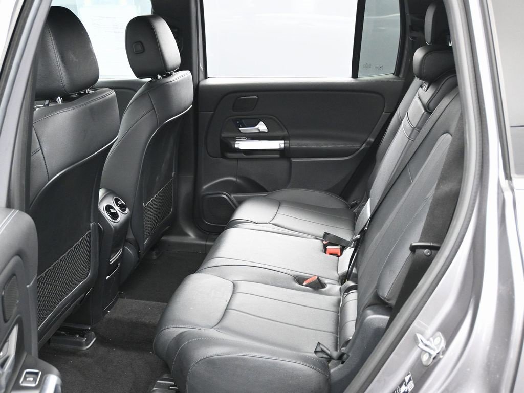 Used 2023 Mercedes-Benz EQB 250+ w/ Exclusive Package image 35