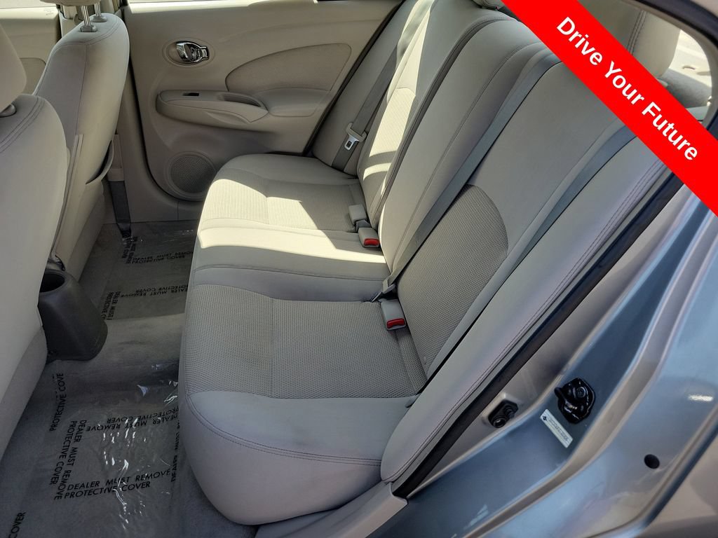 Used 2014 Nissan Versa SV FWD image 25