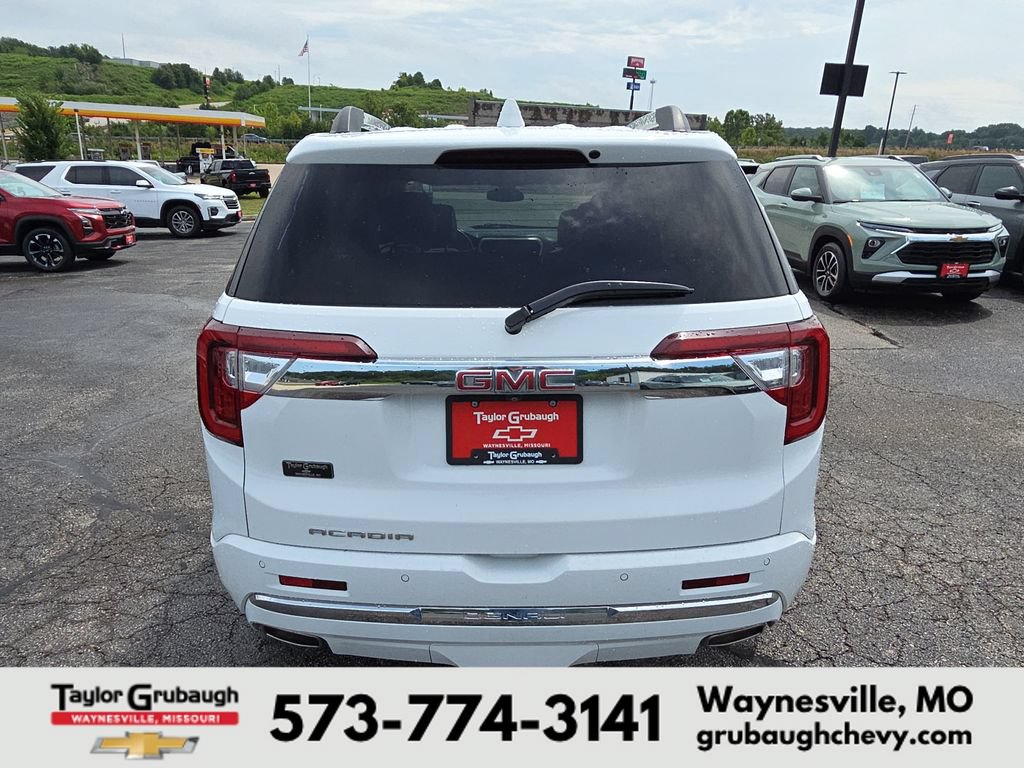 Used 2023 GMC Acadia Denali FWD image 7