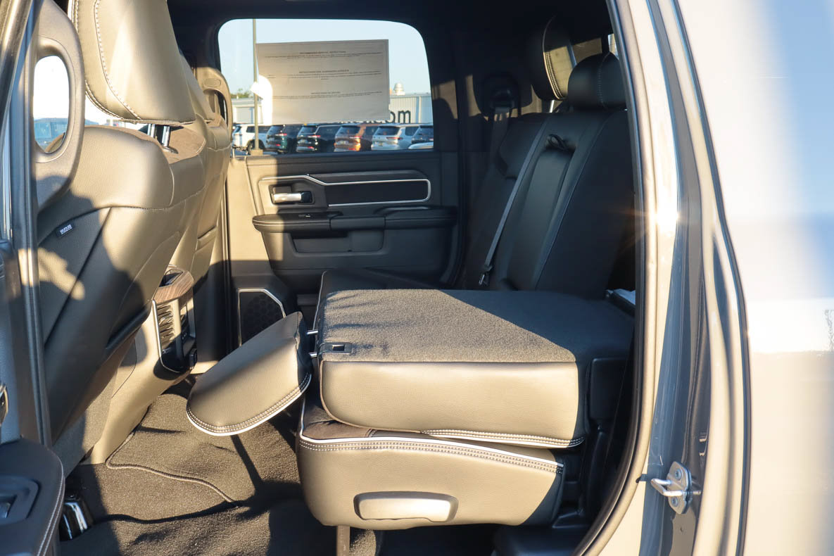 New 2027 RAM 2500 Laramie AWD/4WD image 19