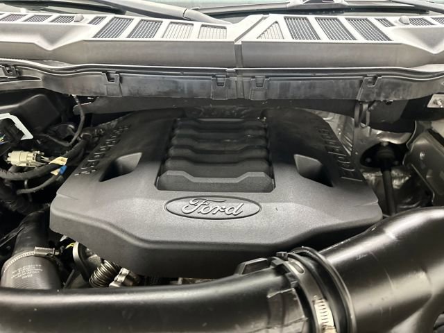 Certified 2022 Ford F150 Lariat w/ Equipment Group 502A High image 40