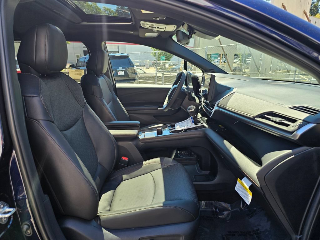 New 2026 Toyota Sienna Limited AWD/4WD image 10