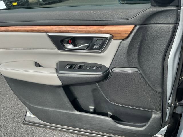 Used 2018 Honda CR-V Touring image 27