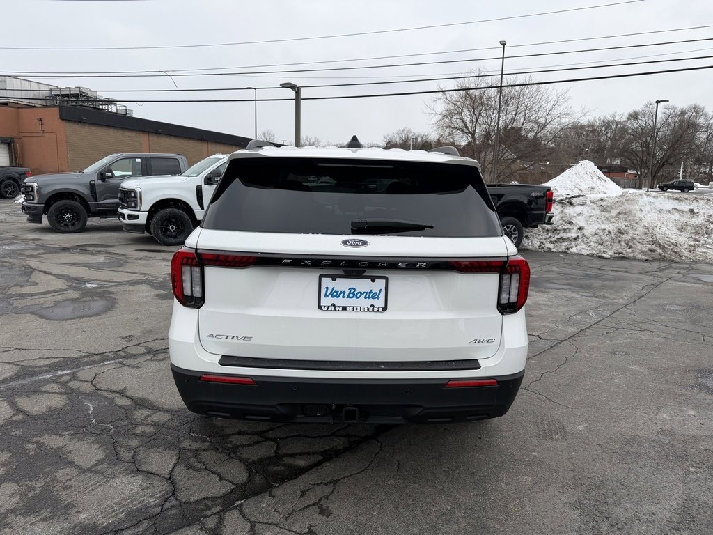 Used 2026 Ford Explorer Active image 4