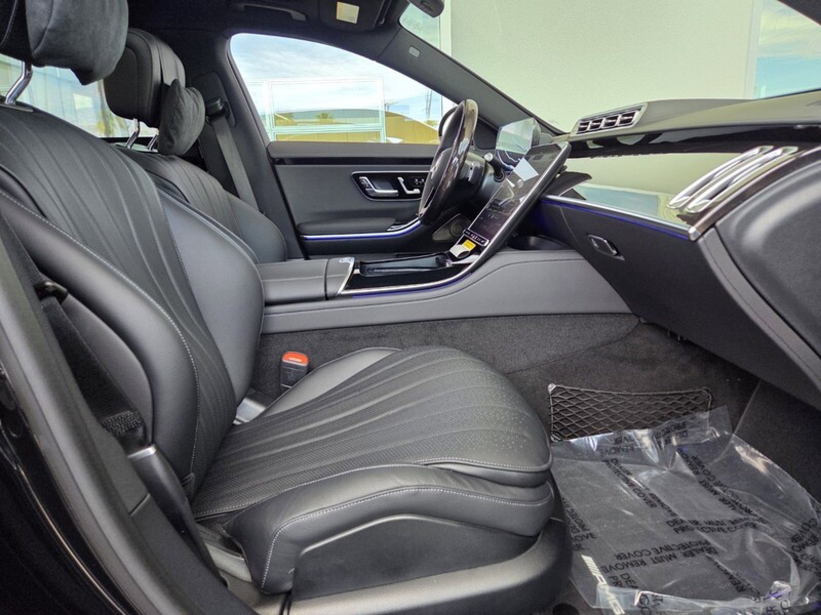 New 2026 Mercedes-Benz S 500 4MATIC image 17