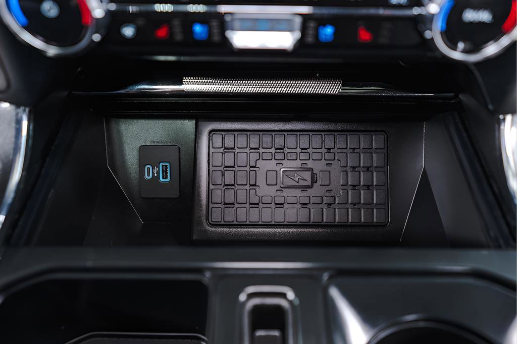 Used 2023 Ford F150 Lariat w/ Equipment Group 502A High image 20