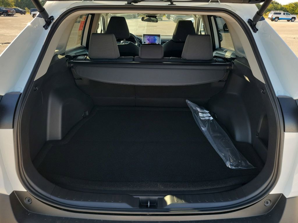 New 2025 Toyota RAV4 XLE image 22