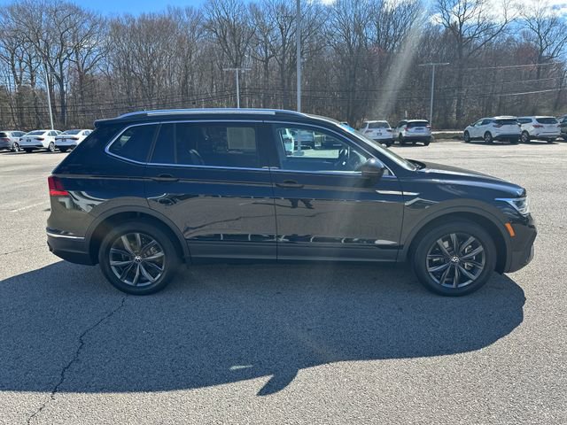 Certified 2023 Volkswagen Tiguan SE image 10