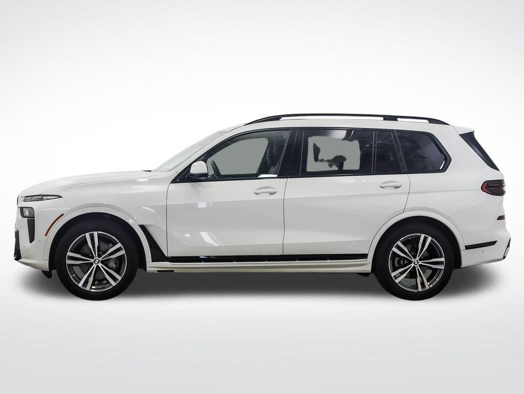Certified 2026 BMW X7 xDrive40i AWD/4WD image 2