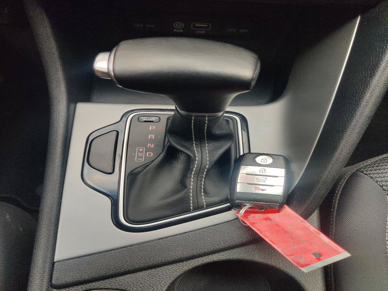 Used 2019 Kia Niro LX FWD image 12