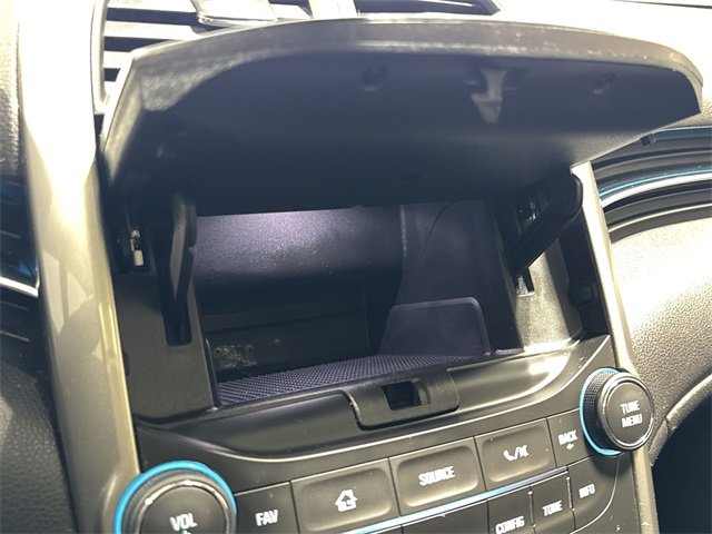 Used 2016 Chevrolet Malibu LT w/ Power Convenience Package image 19