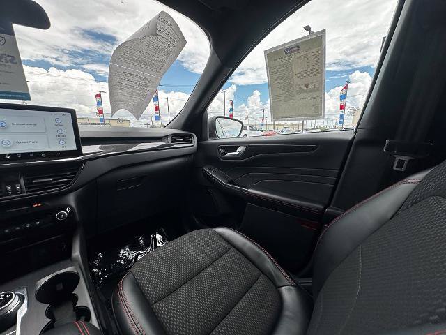 Certified 2023 Ford Escape ST-Line w/ Tech Pack #1 FWD image 18