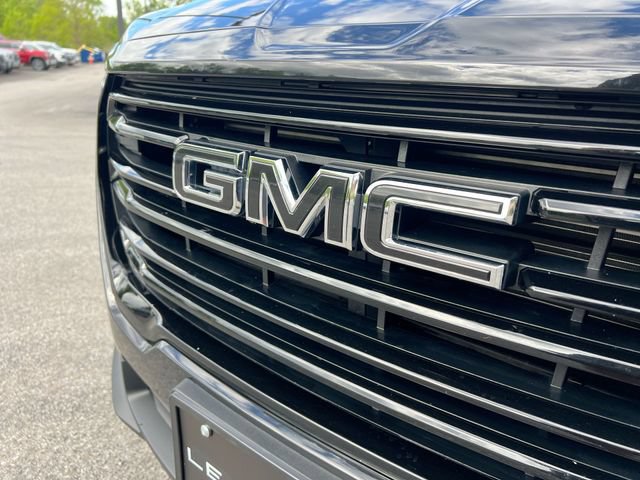Used 2024 GMC Terrain SLT w/ Elevation Edition AWD/4WD image 30
