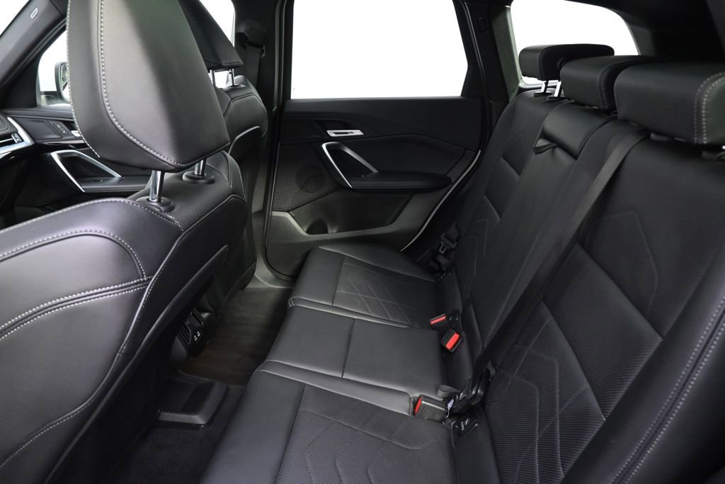 Used 2025 BMW X1 xDrive28i w/ M Sport Package AWD/4WD image 21