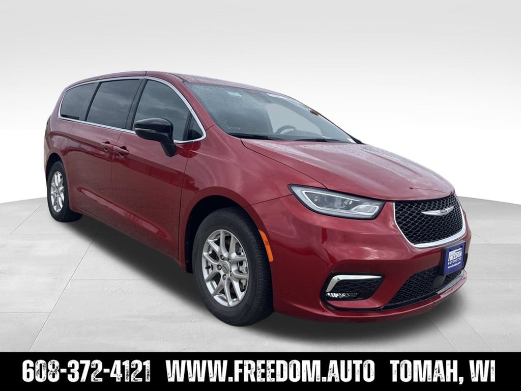 Used 2025 Chrysler Pacifica Select FWD image 13