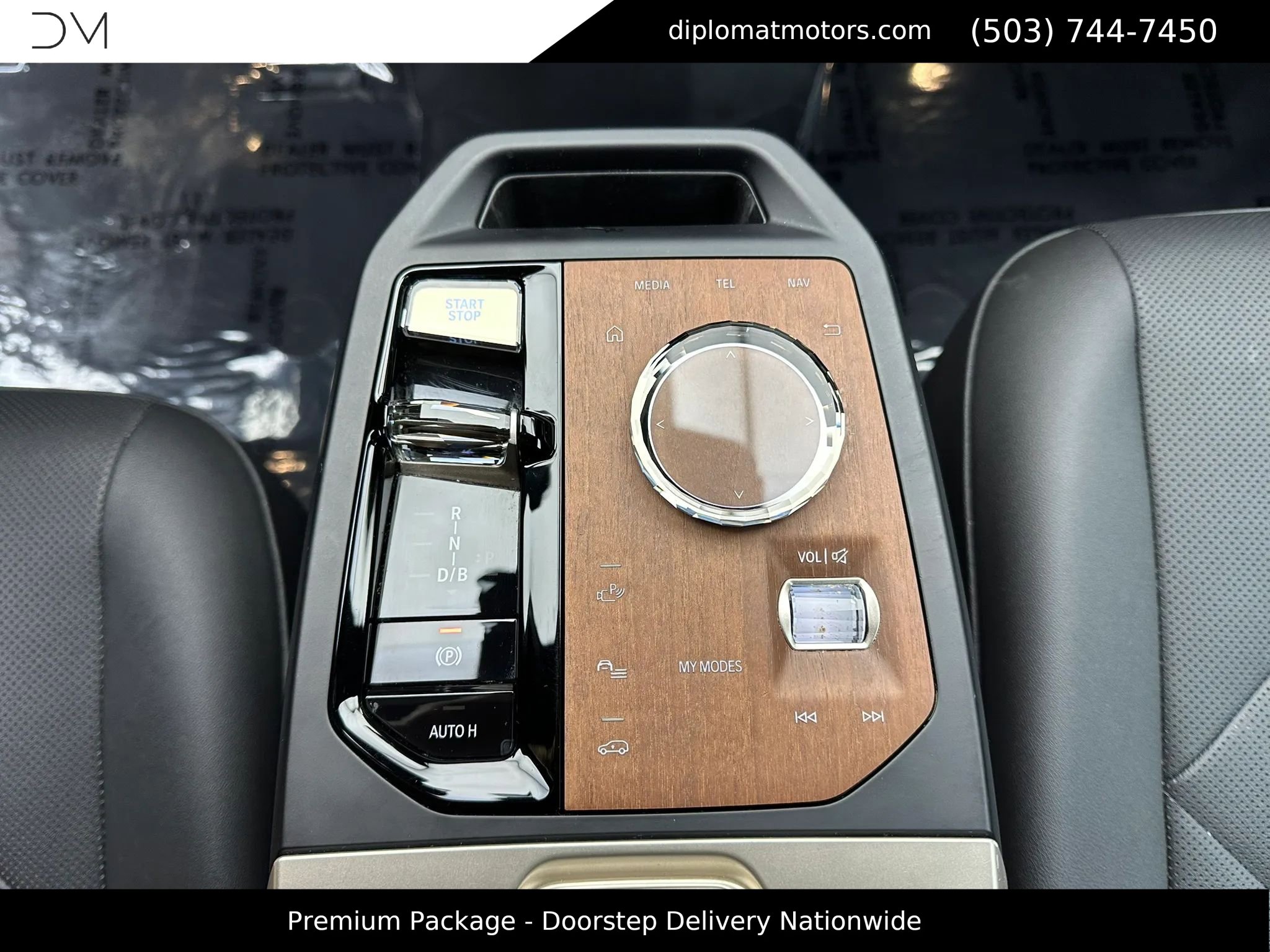 Used 2023 BMW iX xDrive50 w/ Premium Package image 34