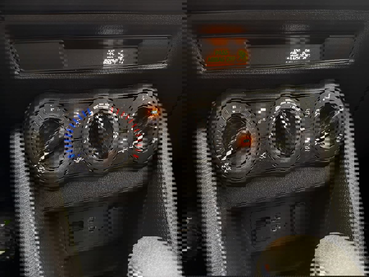 Used 2019 MAZDA CX-3 Sport image 19