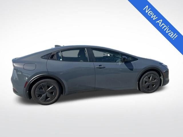 Used 2025 Toyota Prius Plug-In Hybrid FWD image 8