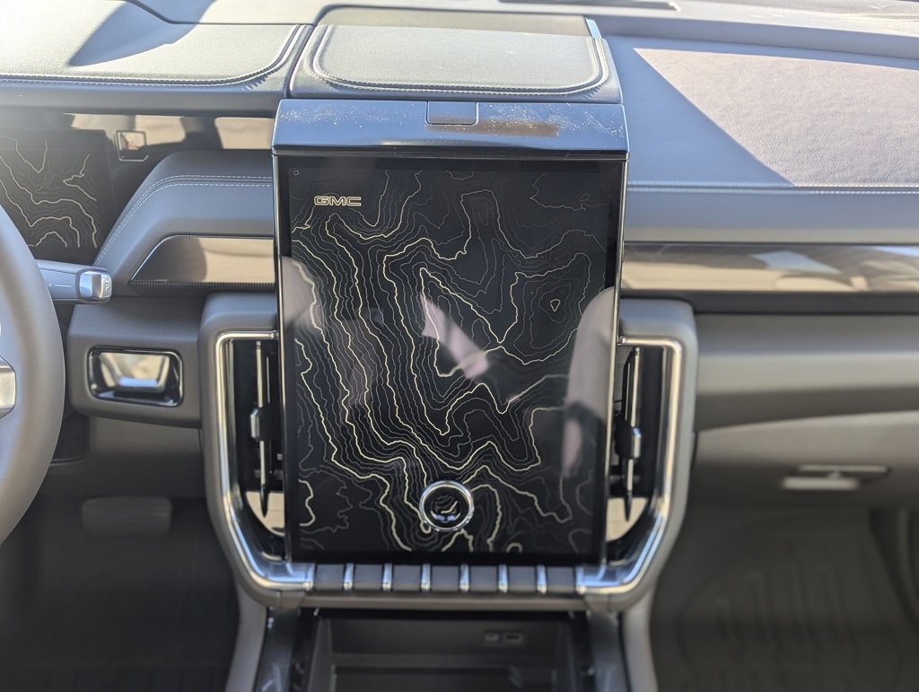 New 2026 GMC Yukon XL Elevation image 24