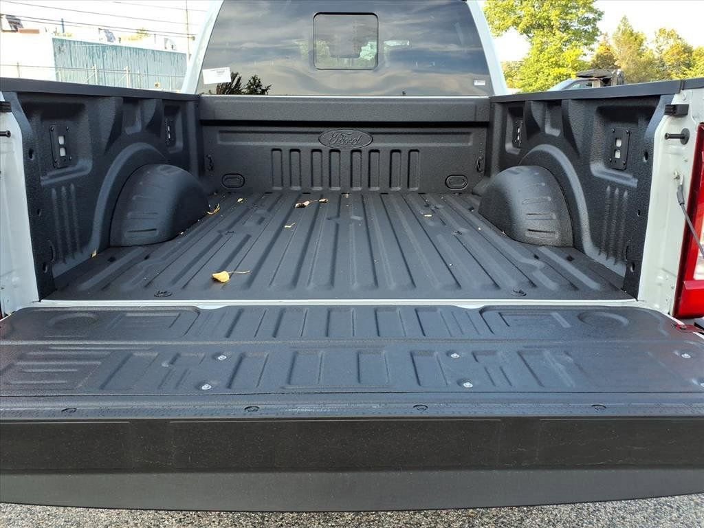 New 2026 Ford F350 XLT w/ XLT Premium Package image 14