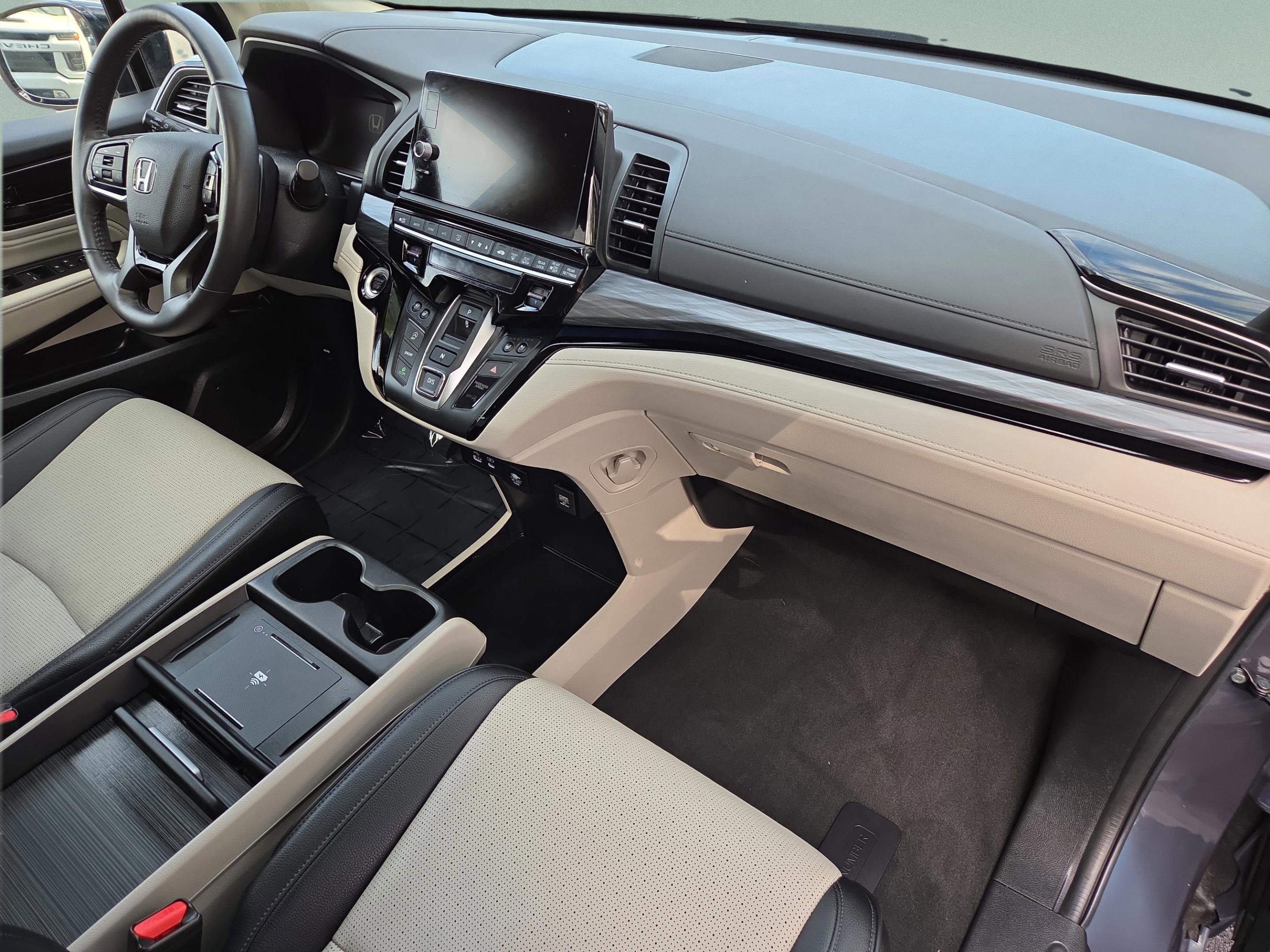 Used 2025 Honda Odyssey Elite image 41