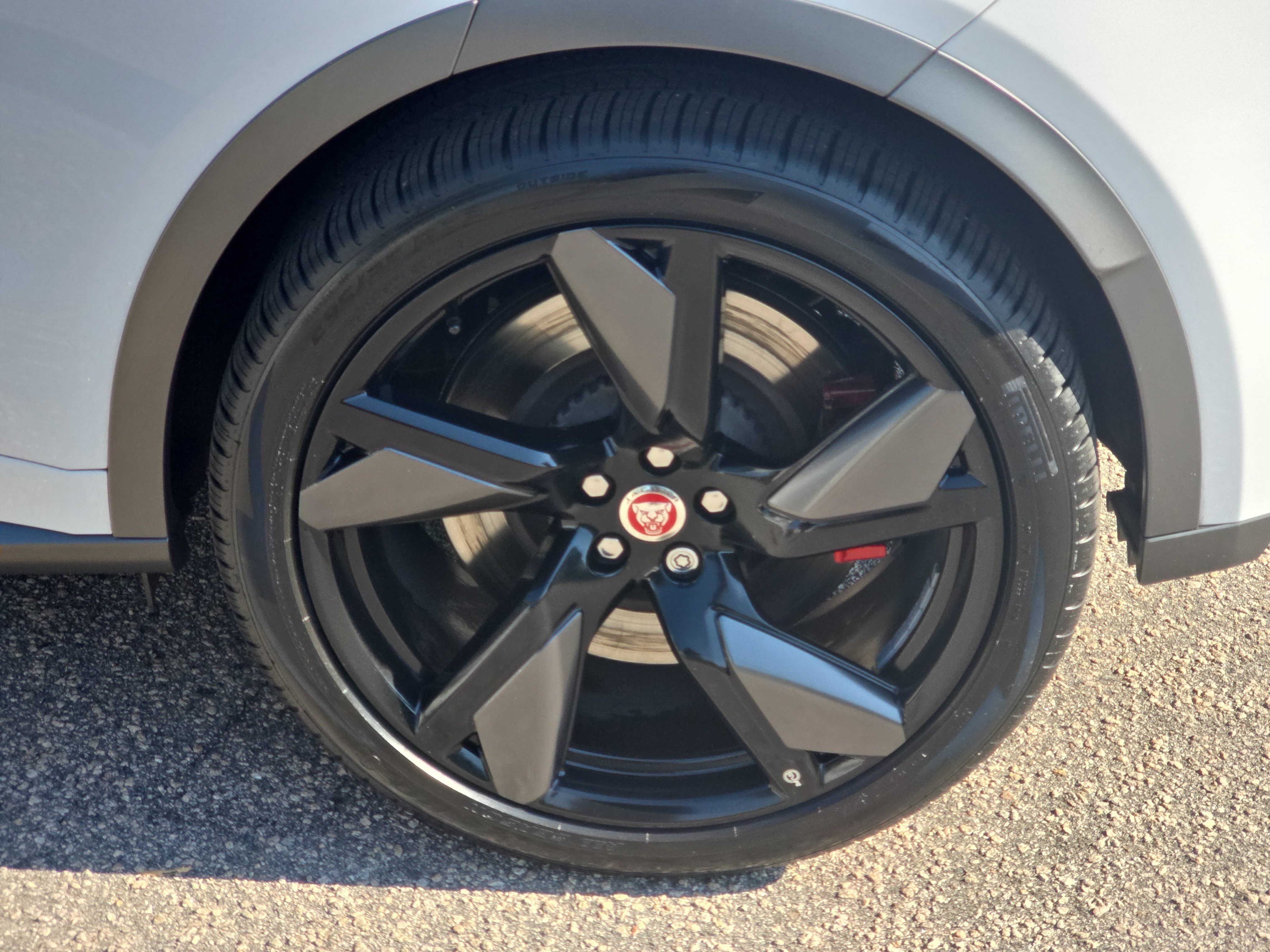 Certified 2023 Jaguar F-PACE SVR AWD/4WD image 36