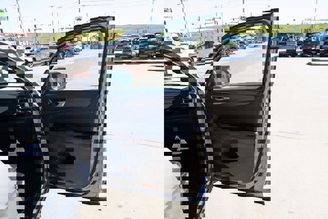 New 2026 Volkswagen Atlas Cross Sport SEL R-Line image 14