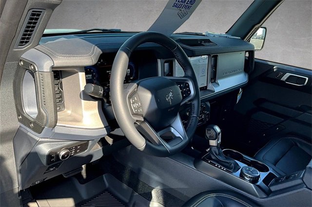 New 2025 Ford Bronco Outer Banks image 6