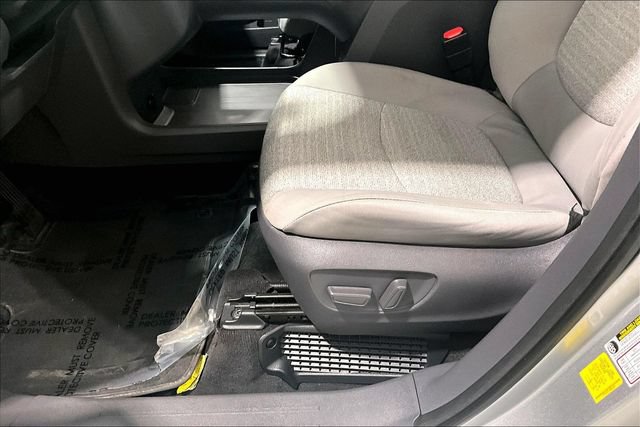Used 2021 Toyota Sienna LE FWD image 24