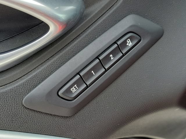 Used 2022 Chevrolet Camaro SS RWD image 15