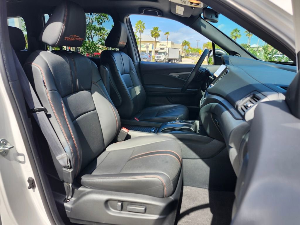 Certified 2023 Honda Passport TrailSport image 18