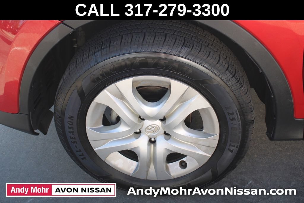 Used 2014 Toyota RAV4 LE FWD image 11