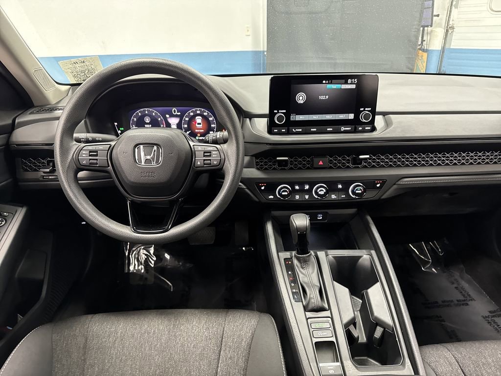 Used 2024 Honda Accord EX image 5