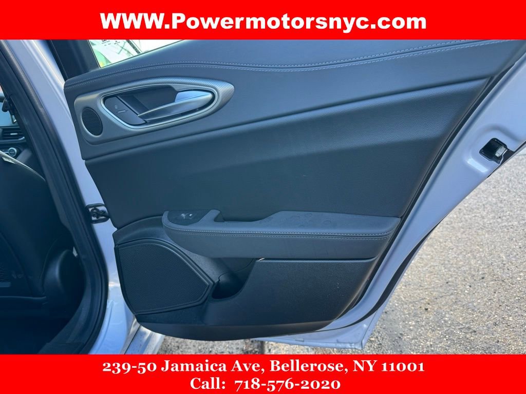 Used 2024 Alfa Romeo Giulia Ti image 23
