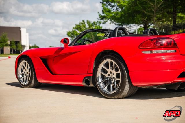 Used 2003 Dodge Viper SRT-10 RWD image 40