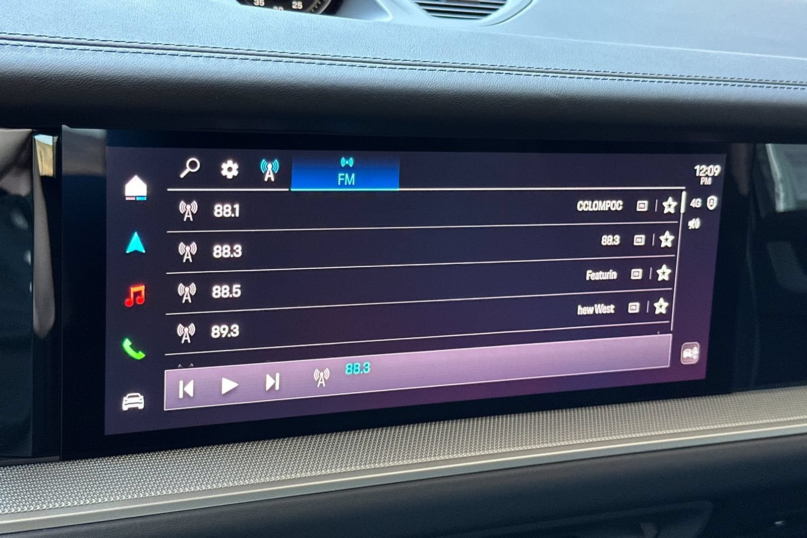 New 2026 Porsche Cayenne Coupe AWD/4WD image 23