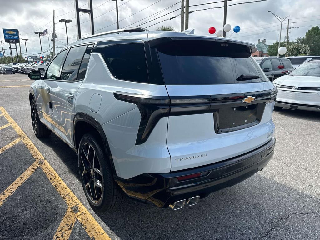 New 2026 Chevrolet Traverse High Country FWD image 5