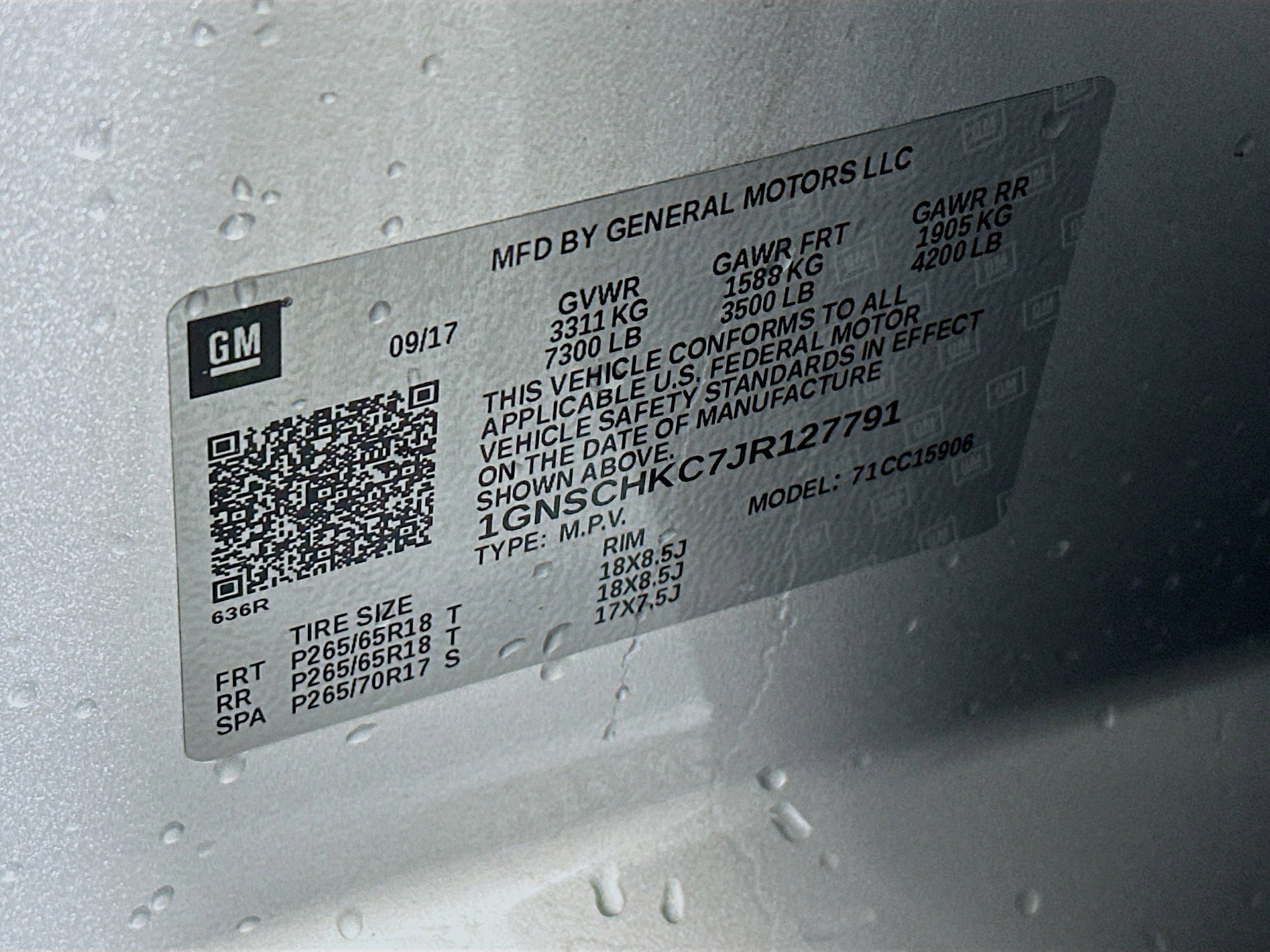 Used 2018 Chevrolet Suburban LT image 12