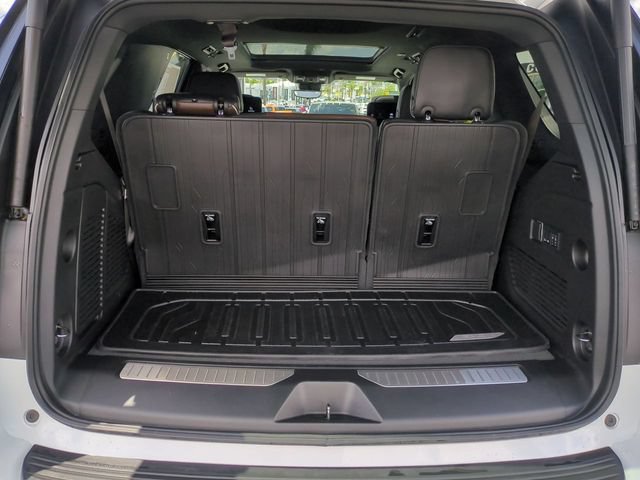 Used 2025 GMC Yukon Denali Ultimate w/ LPO, Floor Liner Package AWD/4WD image 27