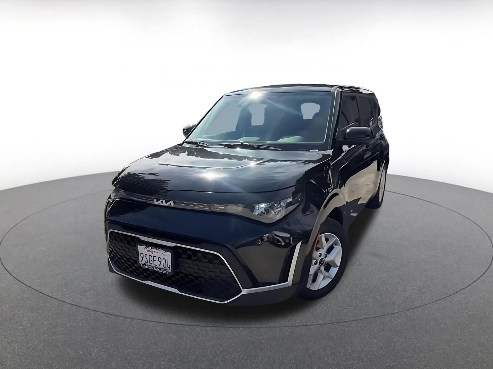 Used 2025 Kia Soul LX w/ LX Technology Package image 7