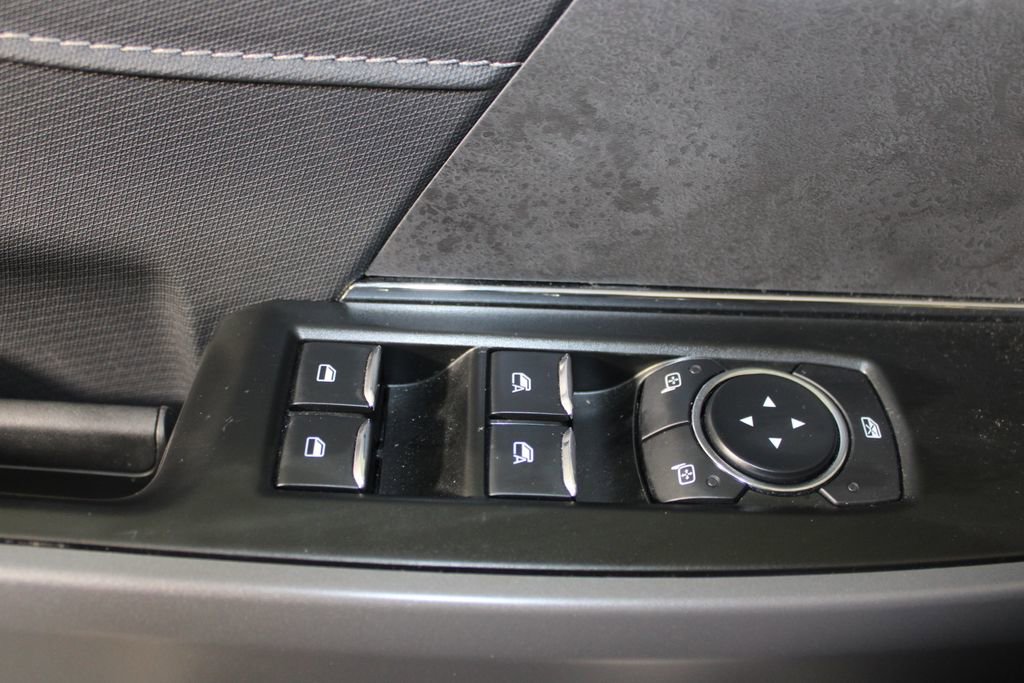 Certified 2025 Ford F150 XLT w/ Equipment Group 301A Standard image 19