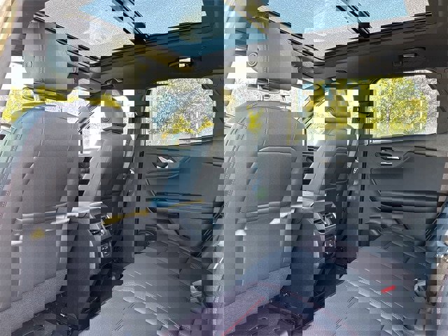 Used 2022 Chevrolet Blazer RS w/ Enhanced Convenience Package image 13