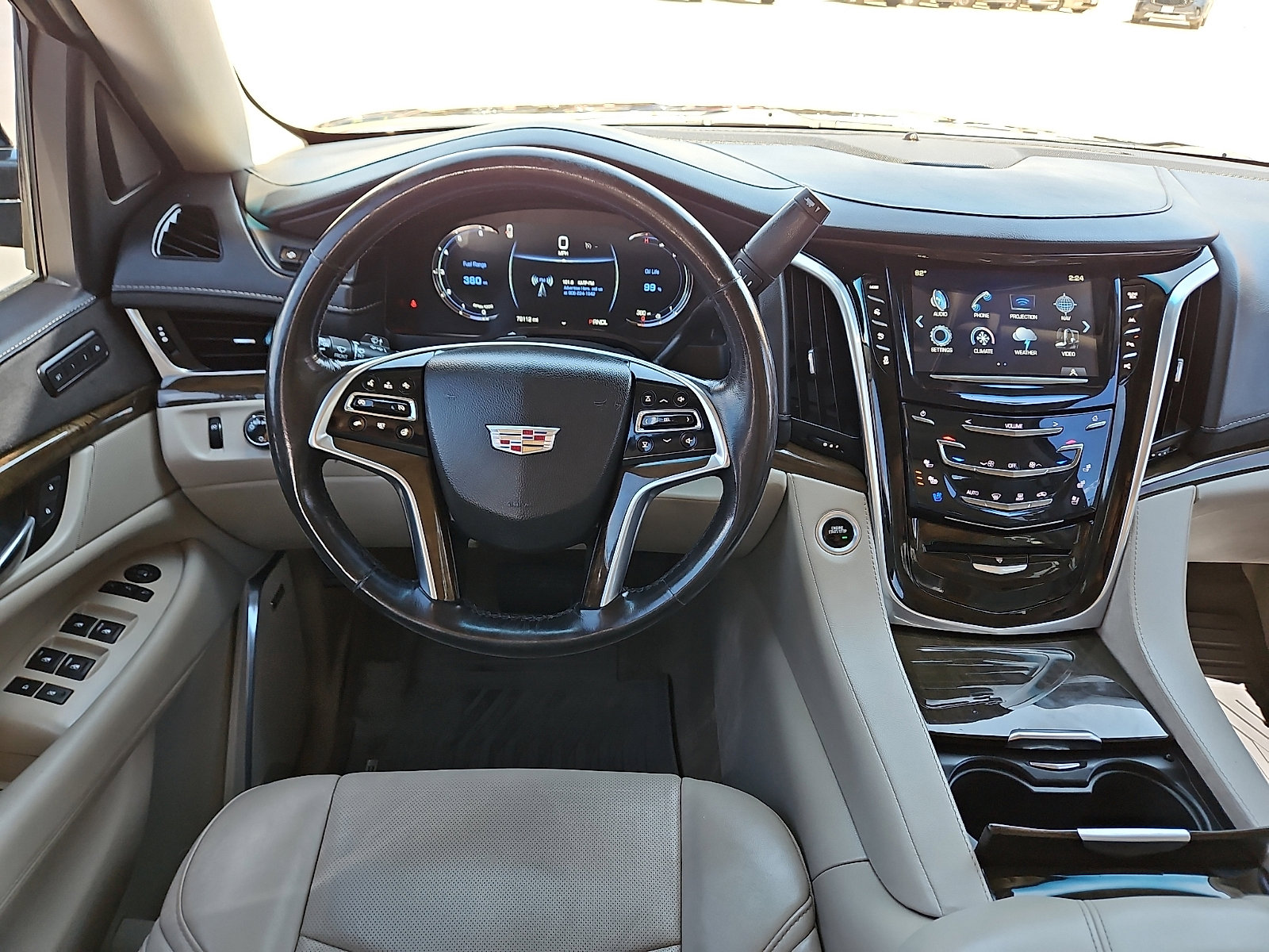 Used 2020 Cadillac Escalade Luxury image 8