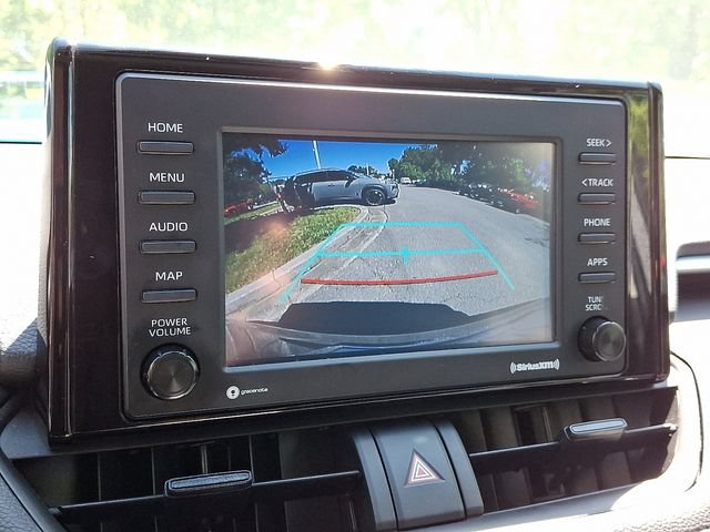 Used 2022 Toyota RAV4 XLE AWD/4WD image 17
