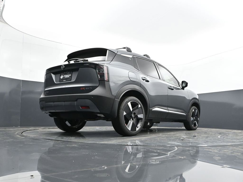 New 2026 Nissan Kicks SR w/ Cold Weather Package AWD/4WD image 29