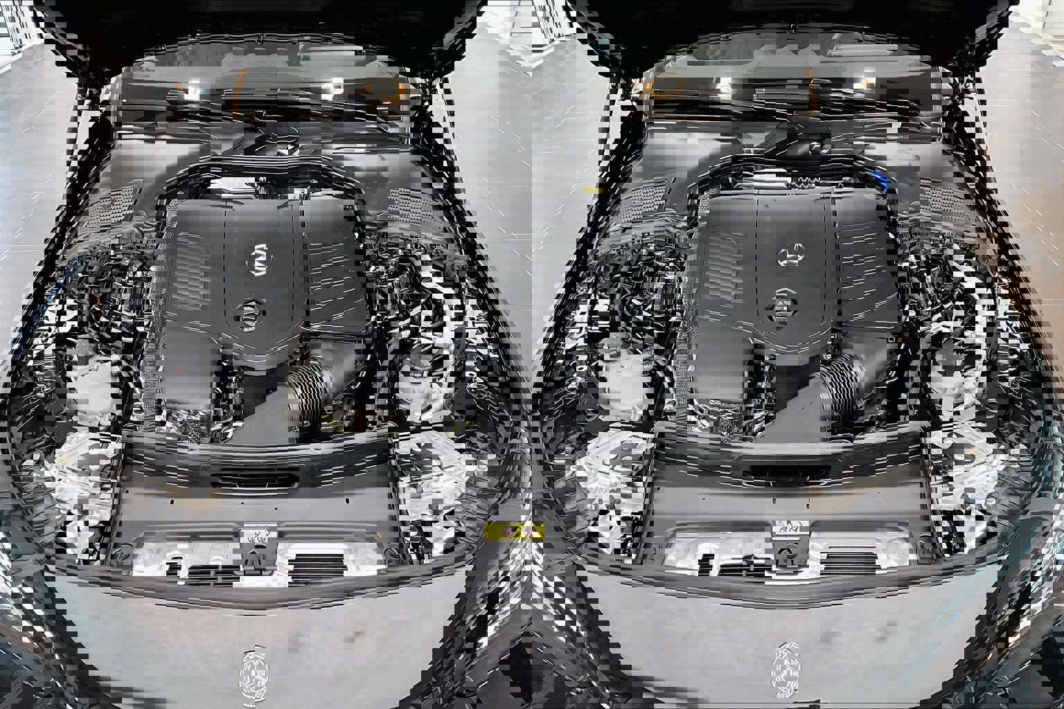 Used 2024 Mercedes-Benz CLE 300 4MATIC Coupe image 29