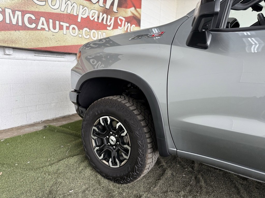 Used 2024 Chevrolet Silverado 1500 ZR2 w/ Technology Package image 12